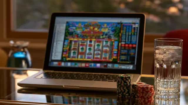 Pay N Play vs. registro: melhor escolha para jogadores neerlandeses