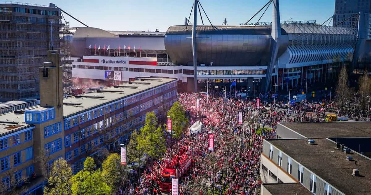 Marokkaanse voetbalfan wijst naar kampioenschap PSV na rellen WK-winst Marokko