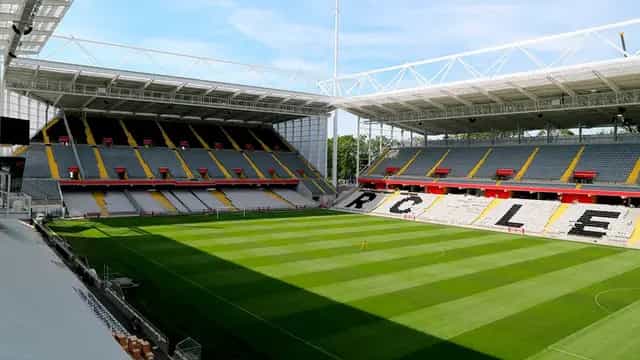 PSV in talks with French club, transfer looms