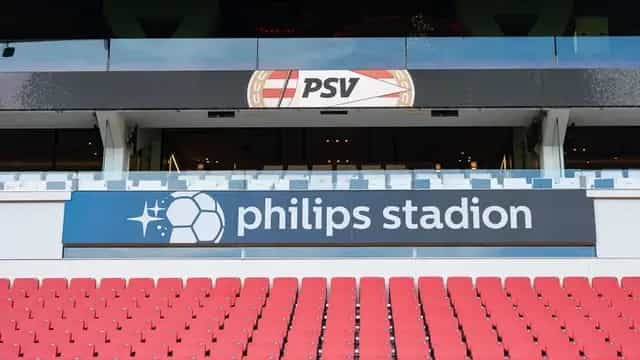 Italiaanse transferjournalist bevestigt PSV-transfer maar 'gooit er een miljoen euro bovenop'