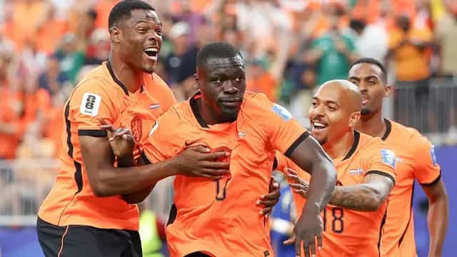 Vedettengedrag vs geen vedettengedrag: ‘Laat hem zijn laatste interland gespeeld hebben’