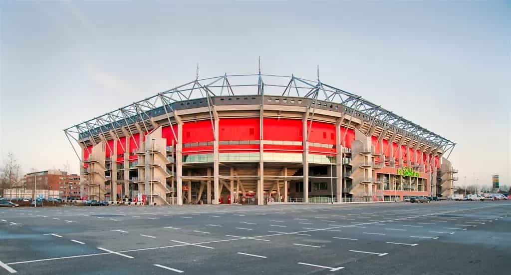 Bevestiging inzake PSV-interesse: 'PSV informeerde wel, Ajax bood 5 miljoen euro'