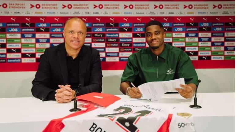 PSV neemt bijzonder besluit over transfervrije Boadu
