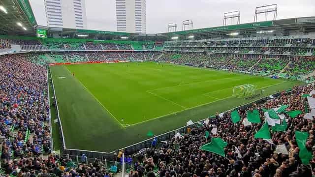 'Een droom' | Niet Benfica maar PSV lijkt de beste optie: 'PSV kan Feyenoord en Ajax eenvoudig aftroeven'