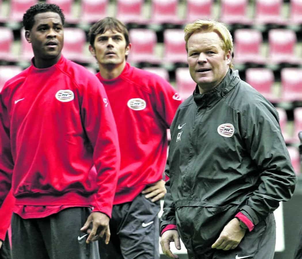 Ronald Koeman homenageado pelo PSV