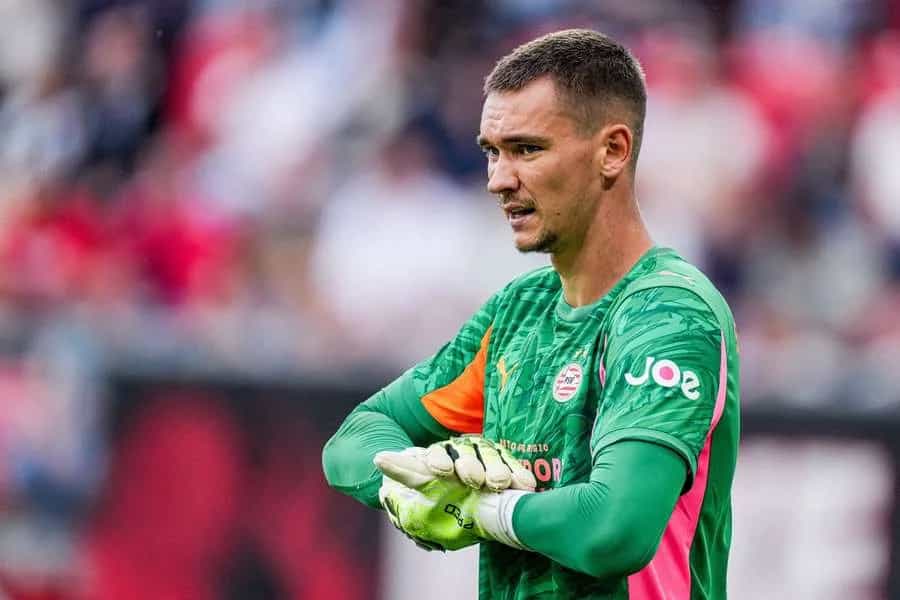 Uma noite típica de Walter Benítez em Nijmegen | «Com muito gosto» contra «Vamos ver»
