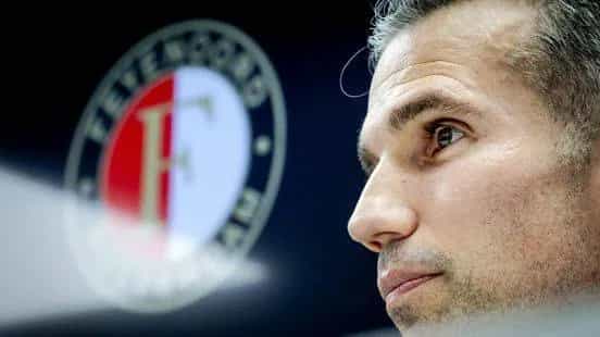 Analist wijst naar PSV inzake ontslag Robin van Persie bij Feyenoord