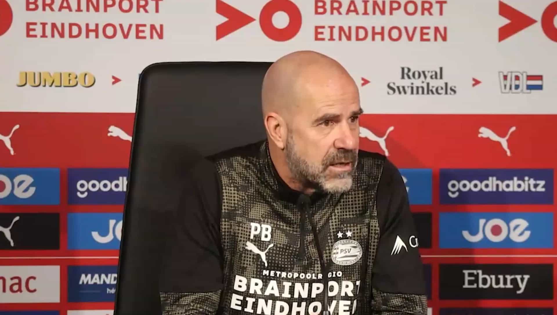 Peter Bosz eerlijk na bekeruitschakeling: 'Ik ben boos op NEC, omdat...'