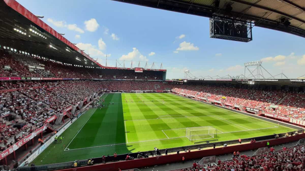 Journalist RTV Oost ziet FC Twente winnen: 'Van dat PSV moet FC Twente kunnen winnen'