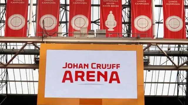 De Telegraaf over miljoenentransfer Mijnans naar PSV: 'Dat was het allergrootste probleem voor Ajax'