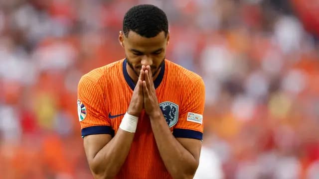 Oud-international leeft mee met Cody Gakpo en wijst naar EK 2008