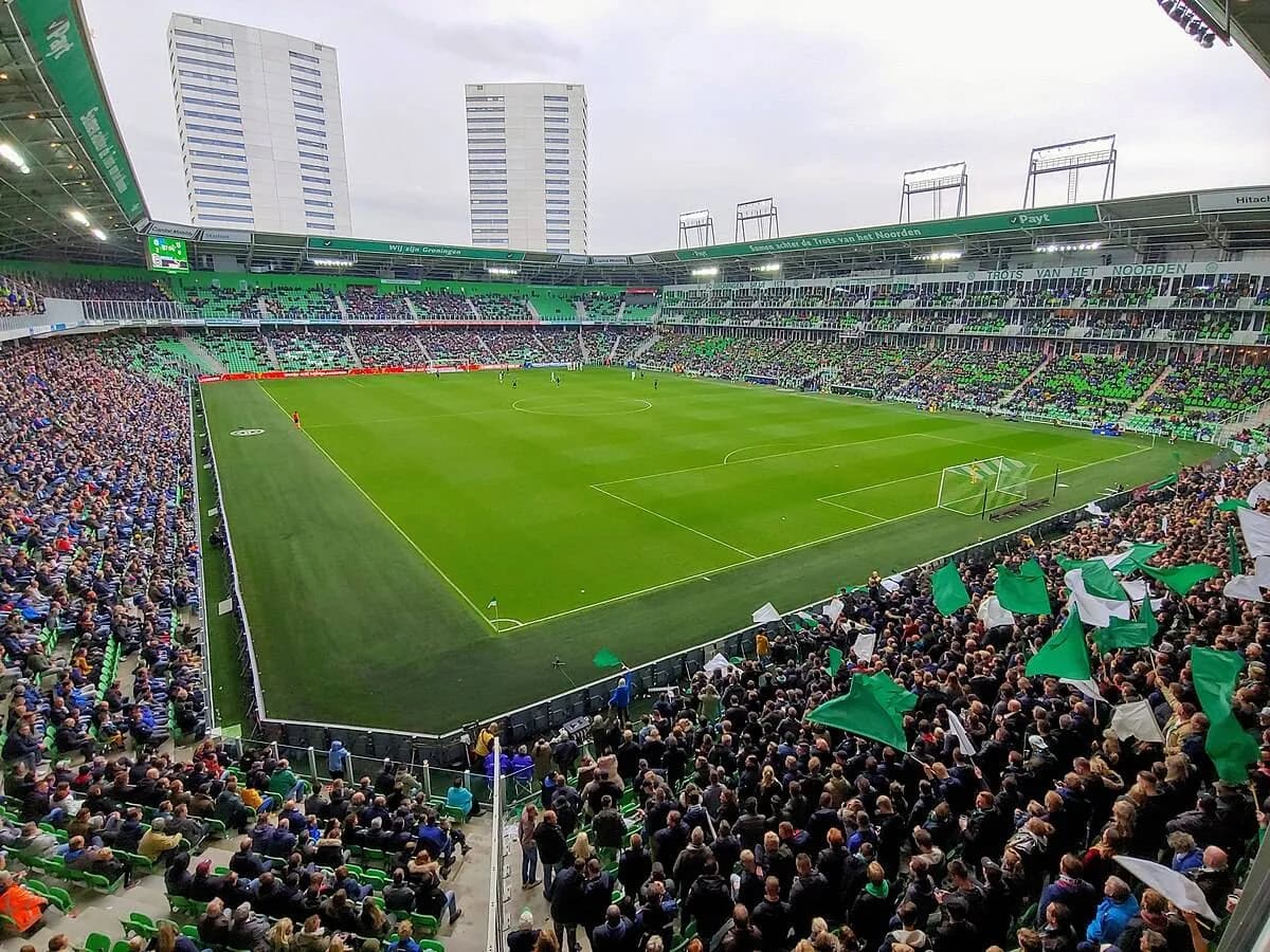 Treinador do FC Groningen confiante sobre o empréstimo do PSV: “Quero muito que ele fique”