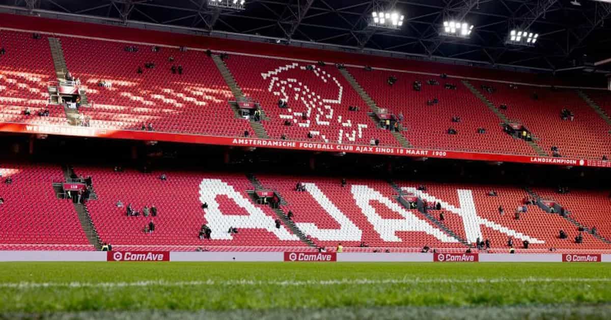 Ajax tentou roubar o negócio do PSV