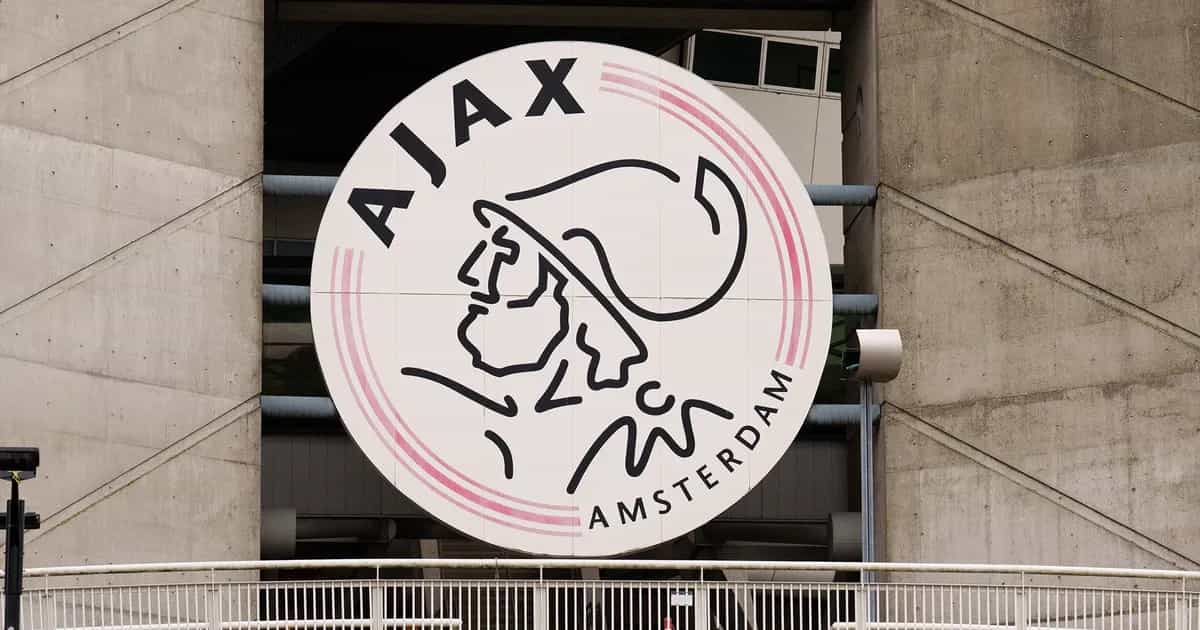 In Amsterdam, people are pointing again—and emphatically—at PSV: “It can’t happen again.”