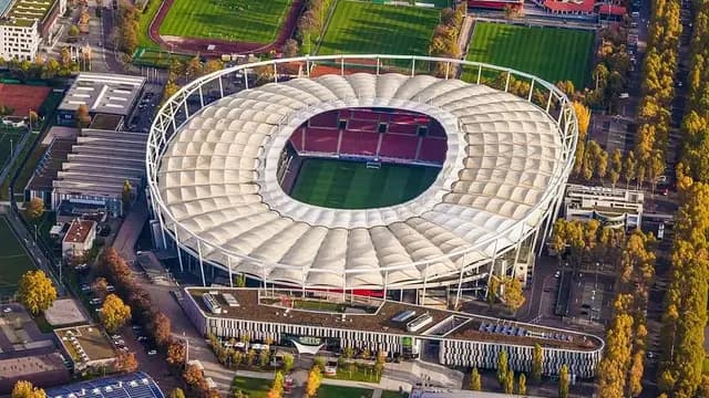 Duitse concurrentie voor PSV in strijd om vervanger Saibari; gaat PSV daadwerkelijk miljoenen uitgeven?