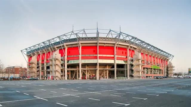 Bevestiging inzake PSV-interesse: 'PSV informeerde wel, Ajax bood 5 miljoen euro'