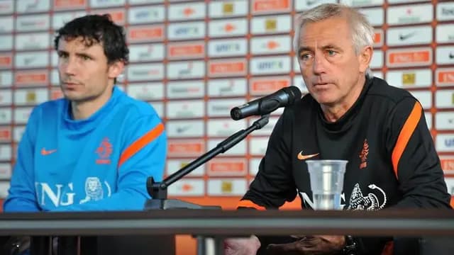 Mark van Bommel stond kop tegen kop tijdens EK 2012: 'Dat gebeurde gewoon ineens'
