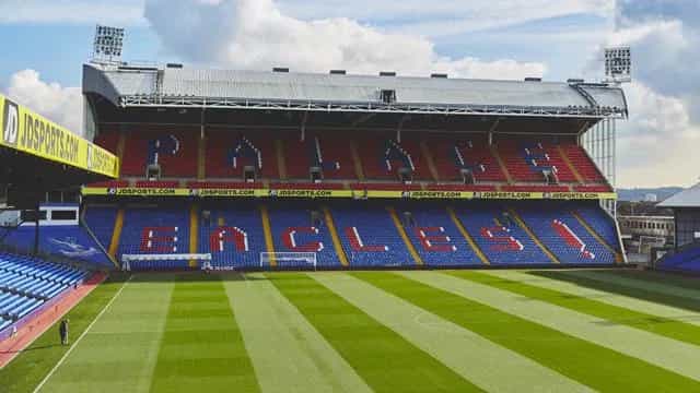 Os meios de comunicação ingleses apontam em massa para Walter Benítez após Crystal Palace - Arsenal