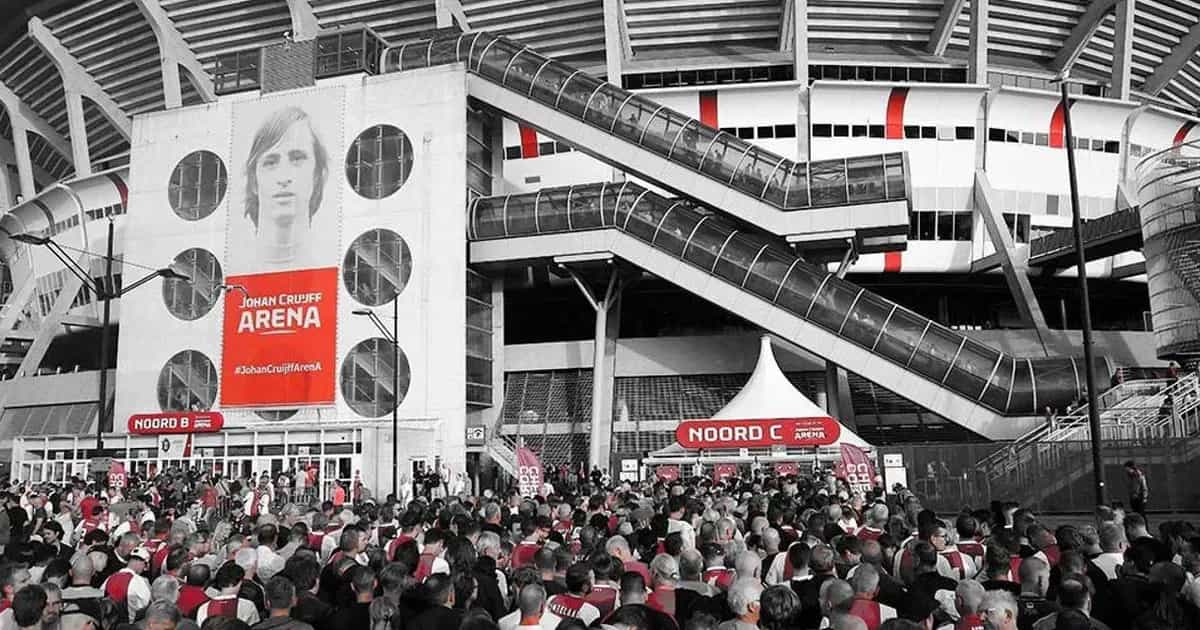 Erehaag Ajax in Eindhoven? Veel lof na geste Ajax richting PSV: 'Mooi dat Ajax dit volwassen initiatief neemt'
