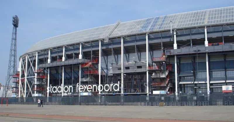 Gaat Feyenoord zich bij PSV melden? 'Hij is bij Feyenoord in de smaak gevallen'