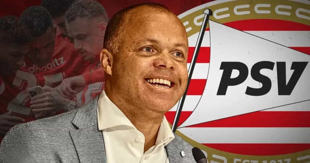 Gaat PSV zich versterken met spelers uit de Eredivisie? Stewart reageert kraakhelder
