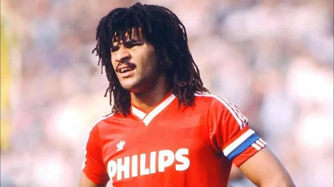 Ruud Gullit será surpreendido novamente? «Não esperava isto do PSV»