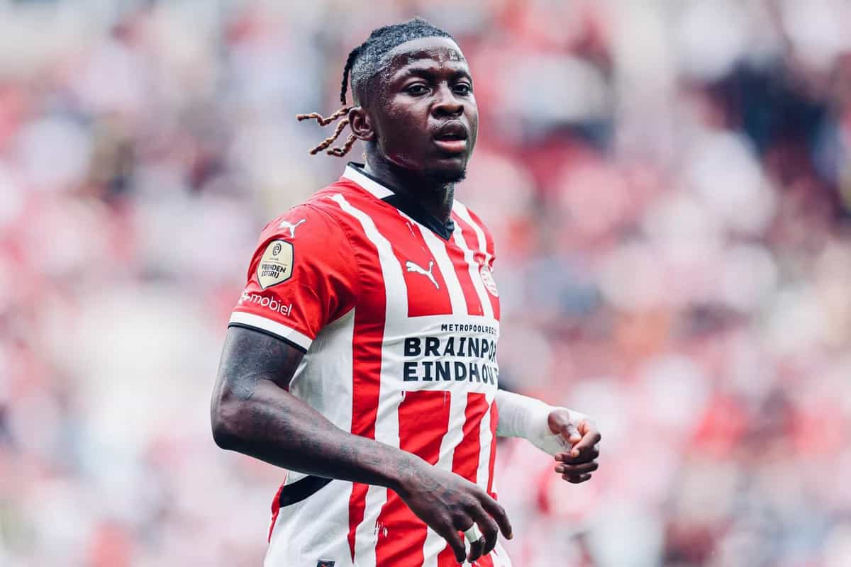 Opstelling PSV tegen Juventus bekend: Bosz zet Bakayoko en Malacia op bank