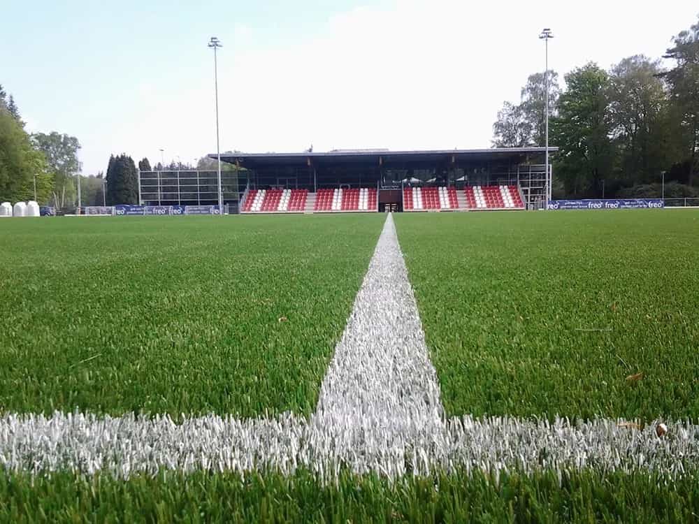 Exjugador del PSV entrena por ahora con el equipo Juvenil del PSV (Jong PSV)