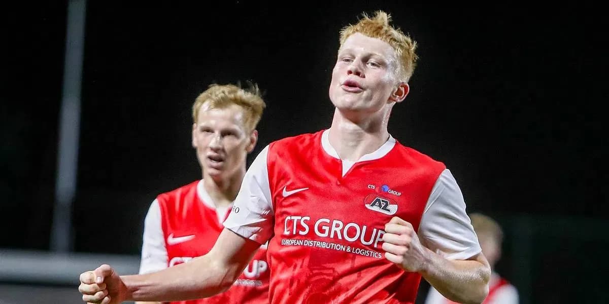 PSV sigue siendo la mejor opción para Kees Smit, pero la estancia más larga en Alkmaar asoma: «Hay conversaciones en marcha»