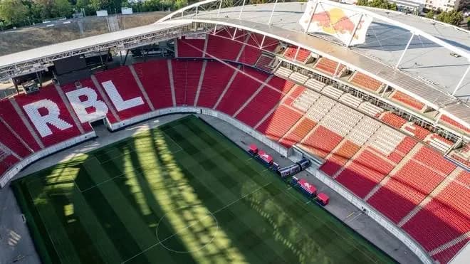 Duitse topclub meldt zich met miljoenen bij PSV: 'Het bedrag is geweigerd'