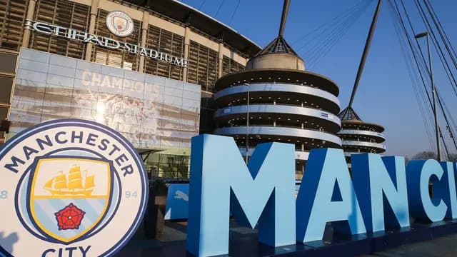 Manchester | PSV en Stewart gewezen op twee Nederlandse Premier League-spelers
