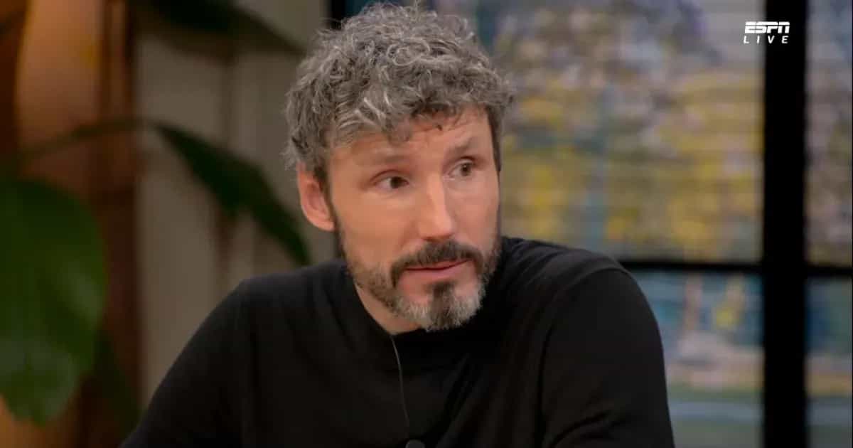 PSV | Van Bommel geeft beste teamgenoot ooit prijs: 'Helaas heb ik maar één jaar met hem gespeeld'