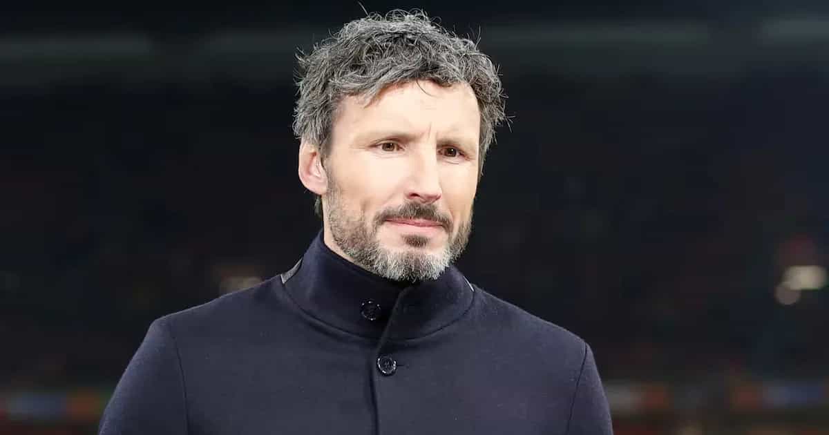 „Mark van Bommel pode começar no trabalho junto ao 45 vezes campeão nacional e pede, de preferência, um salário de 4 milhões”