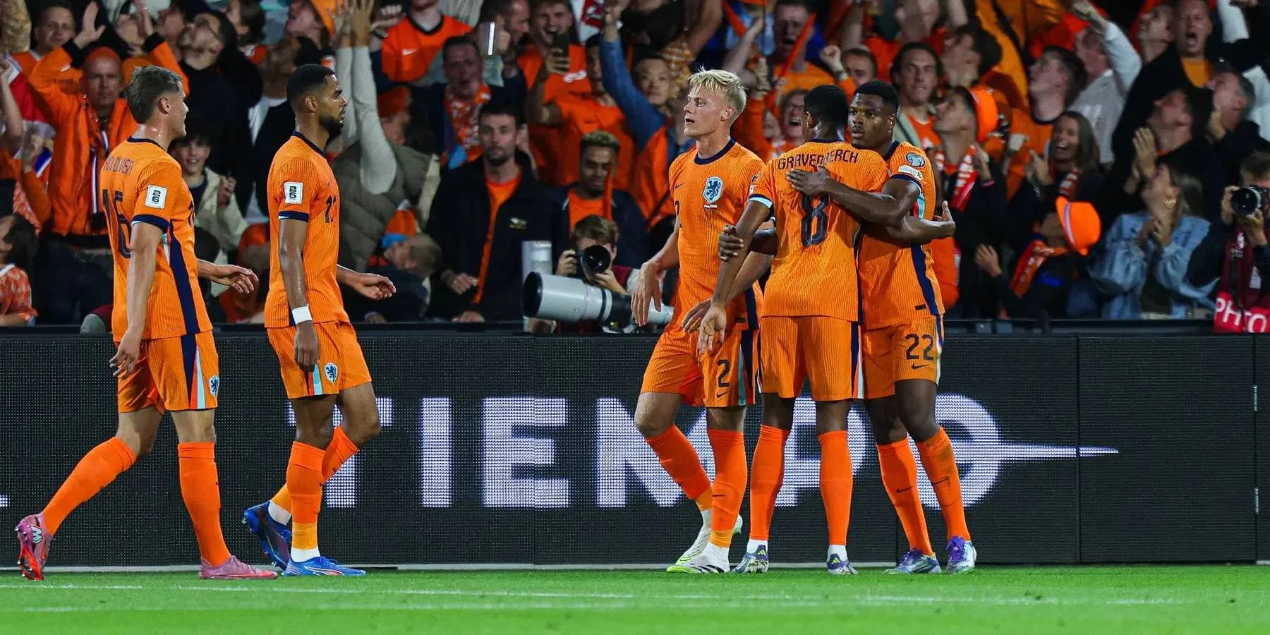 Oranjeselectie bekend | Natuurlijk gaat Guus Til mee naar het WK