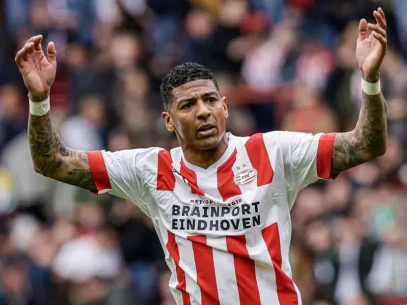 Patrick van Aanholt weet het zeker: 'Hij speelt in de volgende wedstrijd tegen PEC Zwolle'