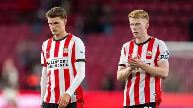 POLL | Juist nu zou PSV het contract van Jerdy Schouten nog eens moeten verlengen