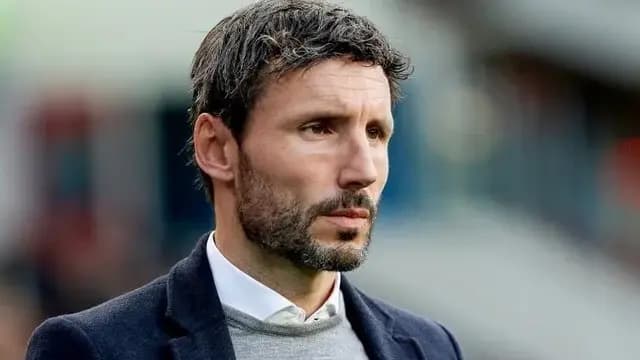 Érick Gutiérrez wil terug naar PSV maar is bepaald niet positief over Mark van Bommel