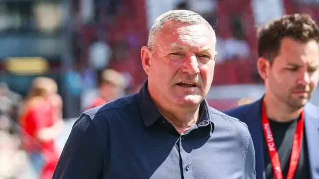 Ron Jans impressed by PSV’s stronghold: “I hope he also plays well at the World Cup.”