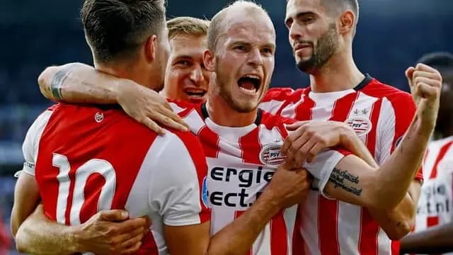 Voormalig PSV'er keert terug naar oude club in Duitsland: 'Wekelijks voor 40000 toeschouwers'